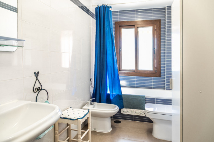 Qlistings House - Villa in La Línea, Costa del Sol image 8